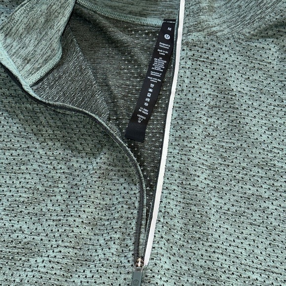 Lululemon Metal Vent Tech Half Zip - Picture 4 of 8